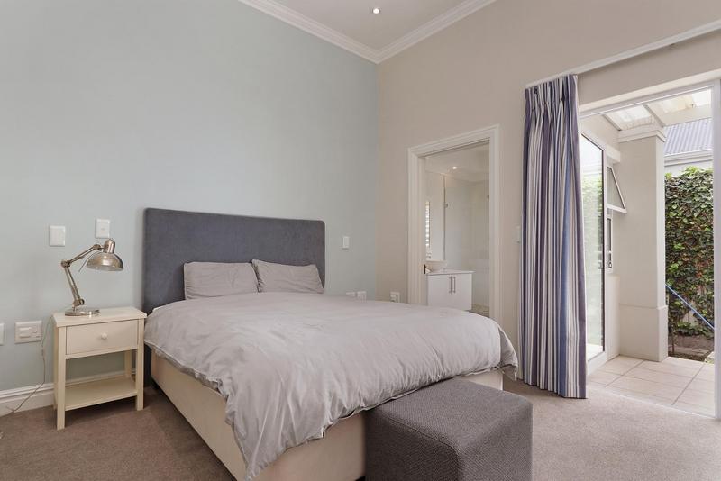 5 Bedroom Property for Sale in Steenberg Estate Western Cape